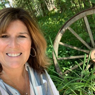 Profile Picture of Kim Hardesty (@GretaH17) on Twitter