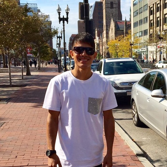 Profile Picture of Lucas Borges (@lucasborges) on Poshmark