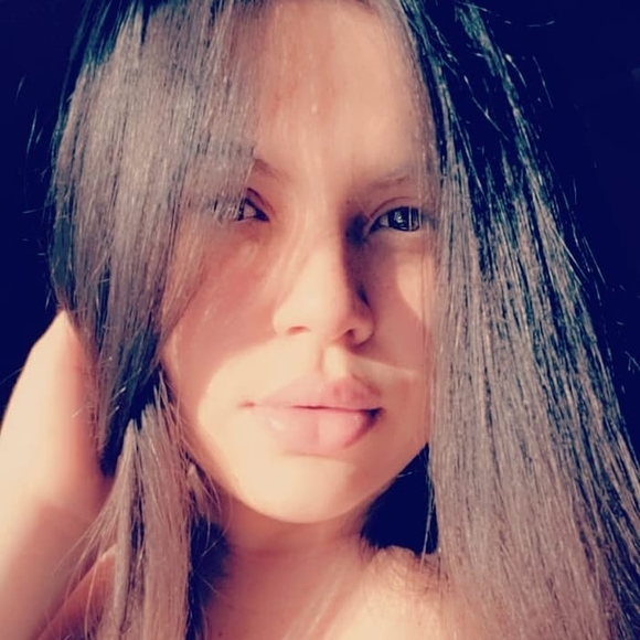 Profile Picture of Kenia Freytes (@kfreytes) on Poshmark