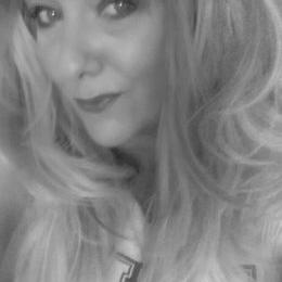 Profile Picture of Mandy Mason (@mandymason2014) on Twitter