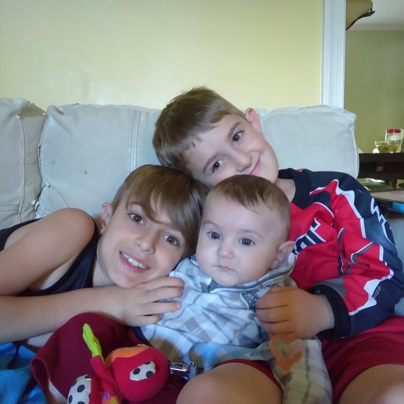 Profile Picture of Nicole Badii (@nbadii) on Poshmark