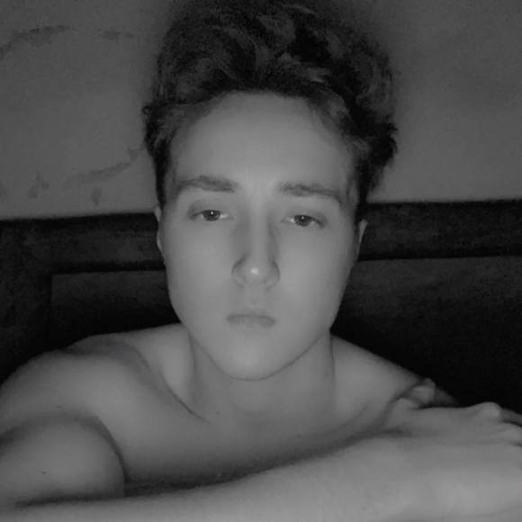 Profile Picture of Dakota Guerrant (@dakotanugget) on Poshmark