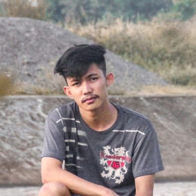 Profile Picture of Lloyd Wilbert (@supeeeryooooong) on Twitter