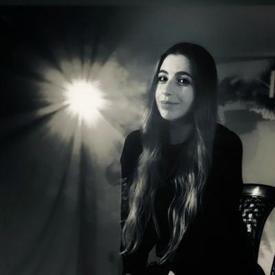 Profile Picture of 𝐋𝐮𝐧𝐚 𝐀𝐥𝐞𝐱𝐚 𝐑𝐞𝐲𝐞𝐬  🌙 🚀 (@LuNaLeXa) on Twitter