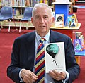 Profile Picture of Hugh Mackay (social researcher)on Wikipedia