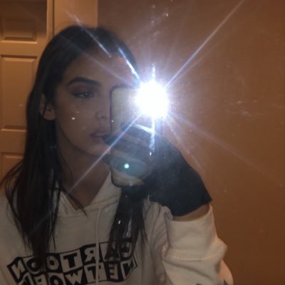 Profile Picture of Kenz (@kenztzi) on Twitter