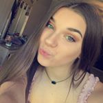 Profile Picture of bobbilynn♛ (@bobbilynnakers) on Instagram