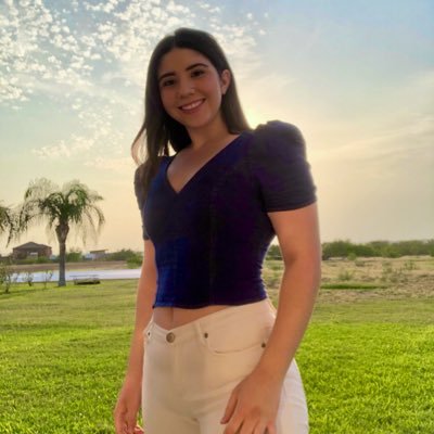 Profile Picture of Daniella Chapa (@daniella_chapa) on Twitter