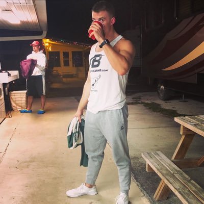 Profile Picture of Cotton Andy (@CottonAndy23) on Twitter