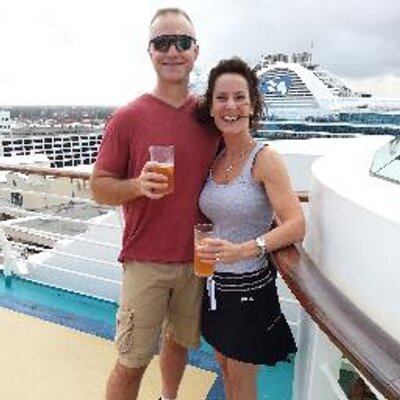 Profile Picture of Jenna (@CruiseLandAgent) on Twitter