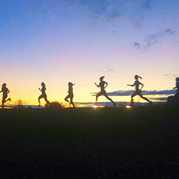 Profile Picture of Alycia Carney (@acarney7) on Poshmark