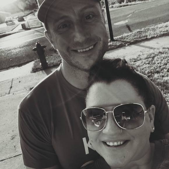 Profile Picture of Jolynn Cook (@jomama_426) on Poshmark