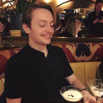 Profile Picture of Joe (@PoshDickins) on Twitter
