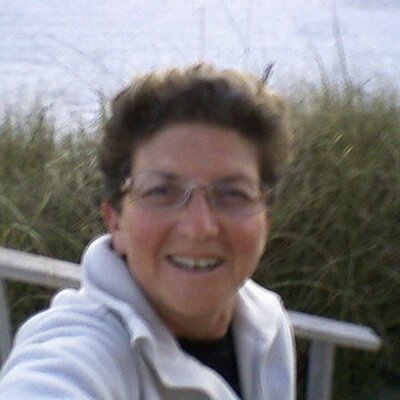 Profile Picture of Linda Denham (@rmelcee) on Twitter