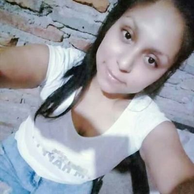 Profile Picture of Lucrecia Jimenez (@LucreciaJimen15) on Twitter