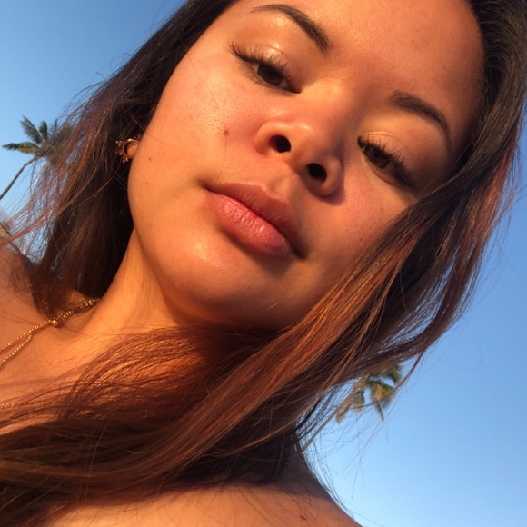 Profile Picture of Bonita Dydasco (@bonitanyd) on Poshmark