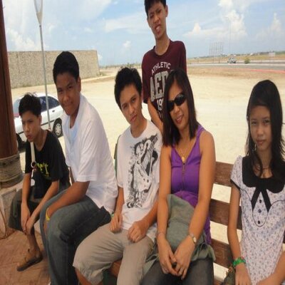 Profile Picture of Joven Michael Chio (@jovendart) on Twitter