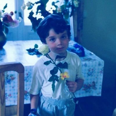Profile Picture of Ngeh (@quelleye) on Twitter