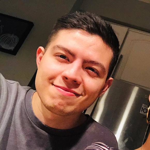 Profile Picture of Daniel Pena (@edgarpena) on Poshmark