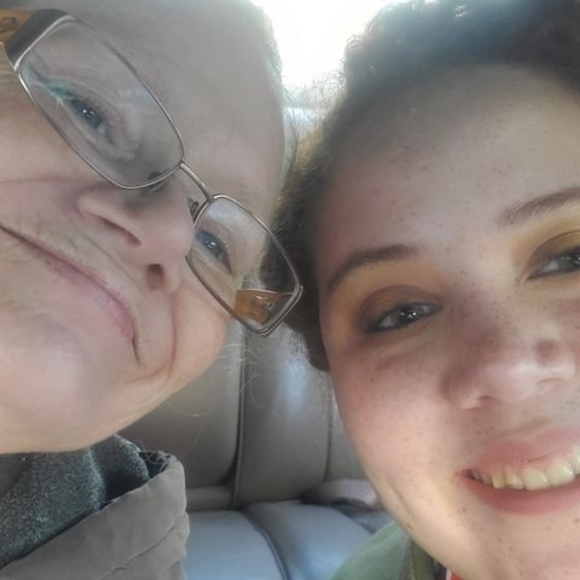 Profile Picture of Mindy Smoker (@smokerrice) on Poshmark