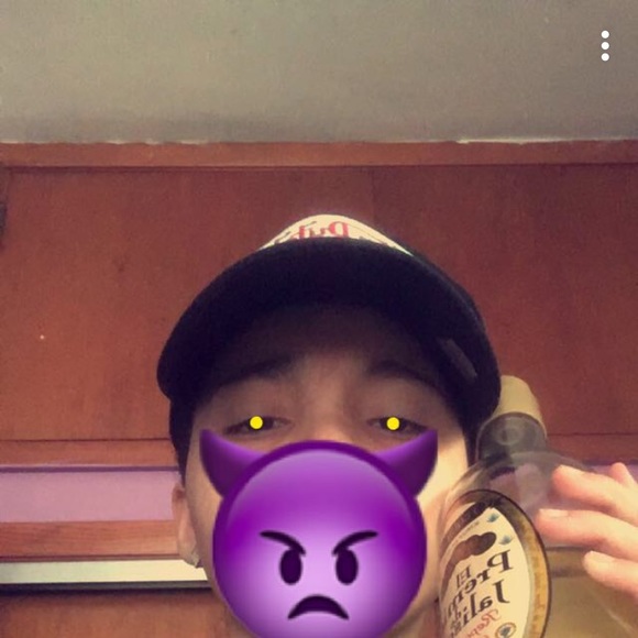 Profile Picture of Cassandra Lomeli (@cassandralomeli) on Poshmark