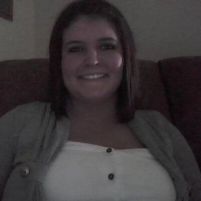 Profile Picture of Sarah McCool (@sarbare2009) on Twitter