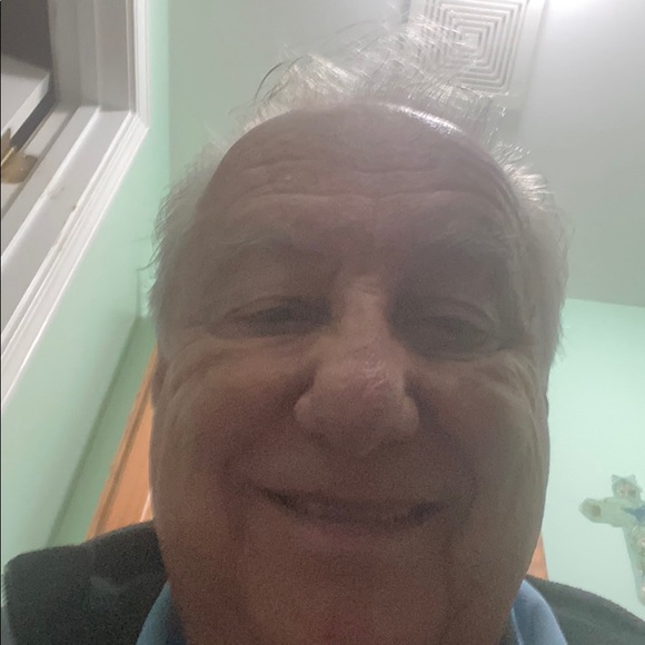 Profile Picture of Dan Risener (@rdannyt1) on Poshmark