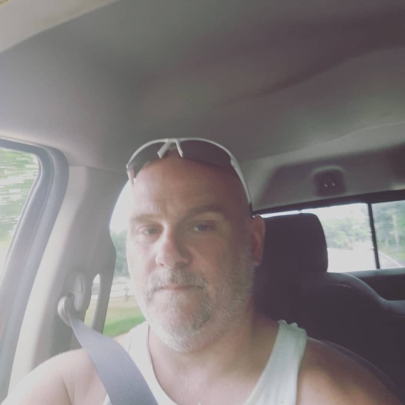 Profile Picture of Paul Torrey (@paultorrey) on Poshmark
