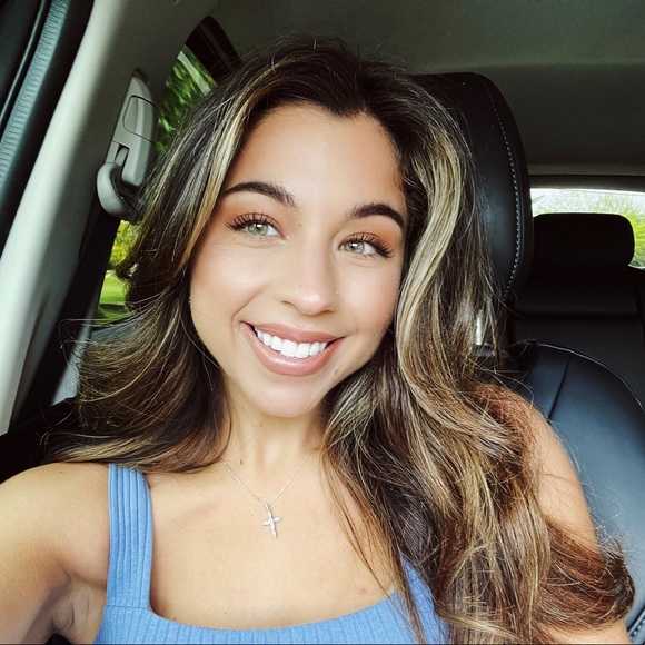 Profile Picture of Kaila Ringhoff (@kailaashlee) on Poshmark
