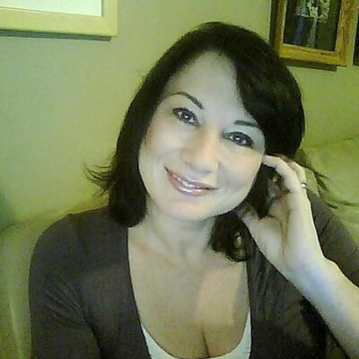 Profile Picture of Catherine Benoit (@teacherbenoit) on Twitter
