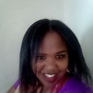 Profile Picture of Louise Hendrix (@LouiseHendrix19) on Twitter