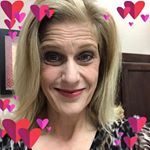 Profile Picture of Kelly Brewer Reneau (@kellybrewerreneau) on Instagram