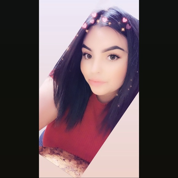 Profile Picture of Josie Fraijo (@josief157) on Poshmark