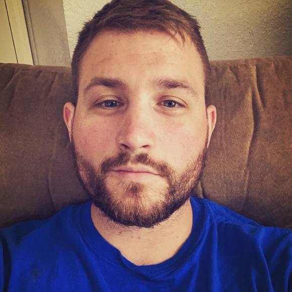 Profile Picture of Michael Murdock (@michaelmurdock7) on Poshmark