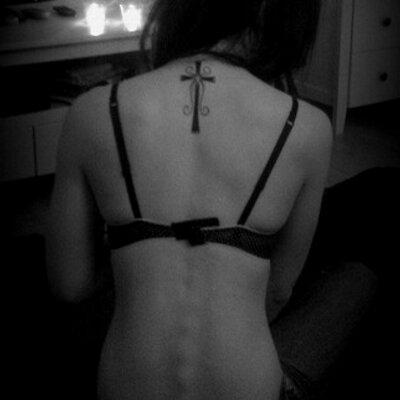 Profile Picture of Lisa Holmlund (@knazlisa) on Twitter