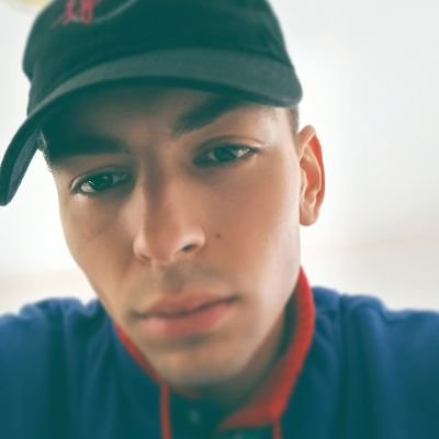 Profile Picture of Alex (@AlexLipinski0) on Twitter