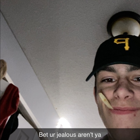 Profile Picture of Noah Dirsa (@noahdir) on Poshmark