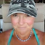 Profile Picture of Lisa Argoe (@aliengirlargoe) on Instagram