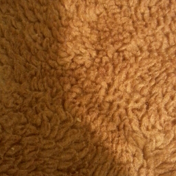 Profile Picture of Emmanuel Rodriguez (@erod1229) on Poshmark