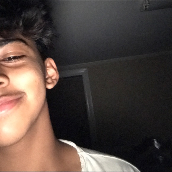 Profile Picture of Jahir Salomon (@jahir2k03) on Poshmark