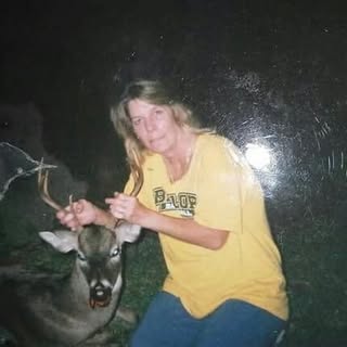 Profile Picture of Debra Hoven (@debrahoven) on Instagram