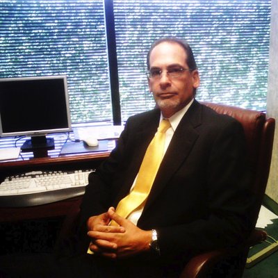 Profile Picture of Richard Blumenfeld (@RBlumenfeldAtty) on Twitter