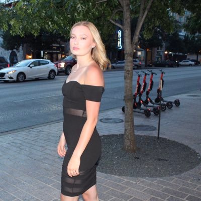 Profile Picture of Abigail Anderson (@abianderson05) on Twitter
