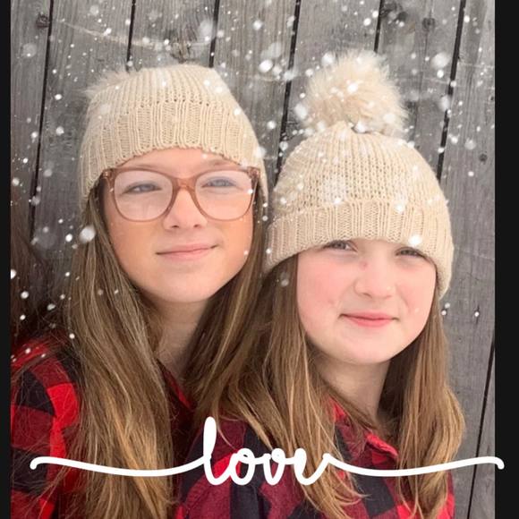 Profile Picture of Heather Hyland young (@hhyland21) on Poshmark