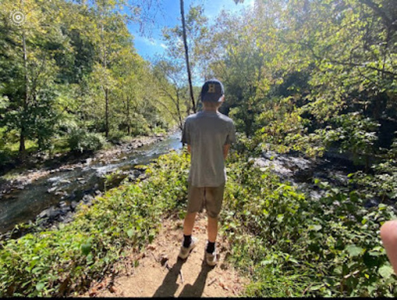 Profile Picture of Brad Essenmacher (@bradessenmacher) on Poshmark