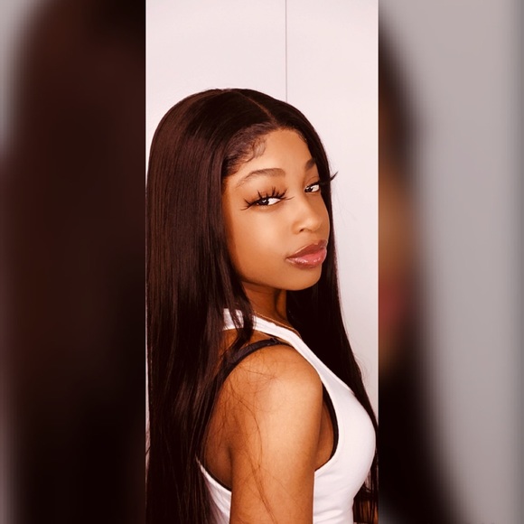 Profile Picture of Kerry Paul (@queenkerry) on Poshmark