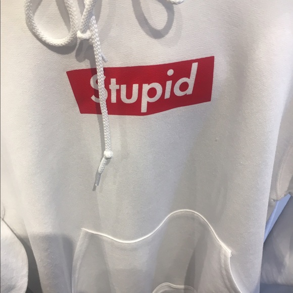 Sam Wallenstrom - Poshmark Profile Picture of Sam Wallenstrom (@samwally) on Poshmark