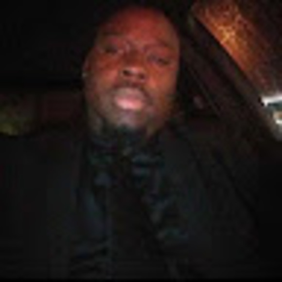 Profile Picture of James St fleur (@tazman2006) on Poshmark