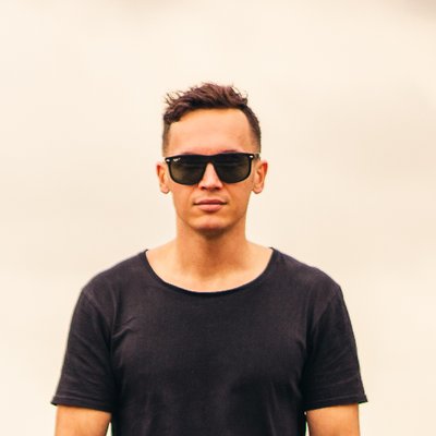 Profile Picture of Mike Viney (@mikviney) on Twitter