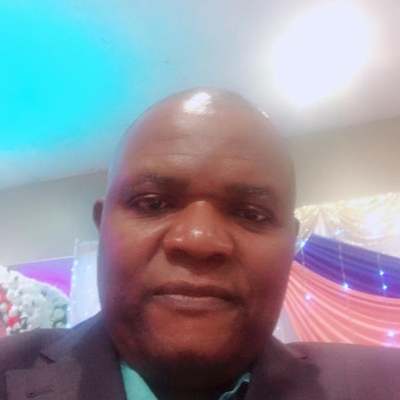 Profile Picture of Mbah christian Tetuh (@mtetuh) on Poshmark